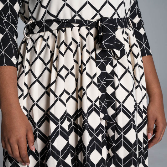 Plus Size Border Print Pleated Dress