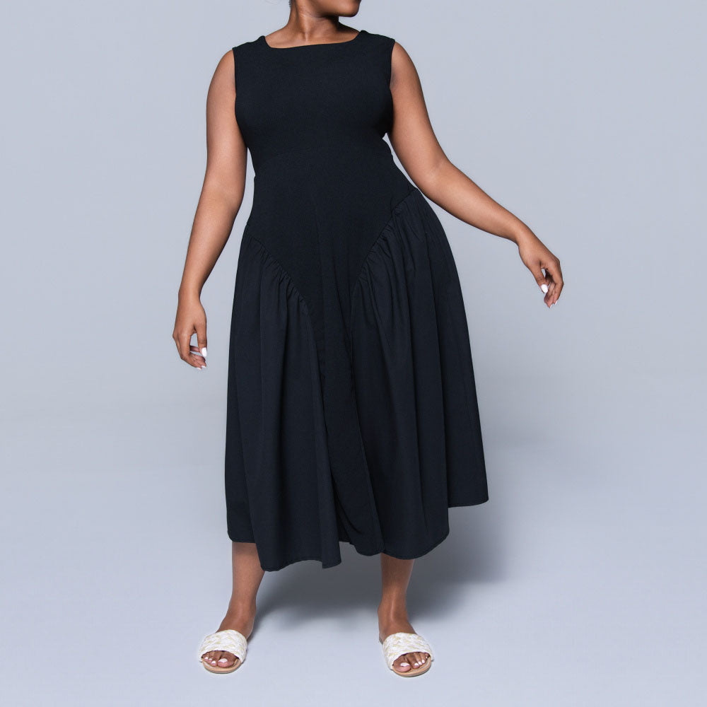 Black Sleeveless Dress