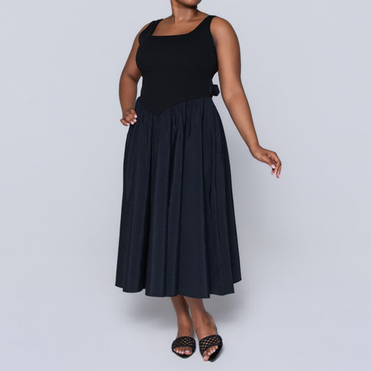 Black Sleeveless Dress