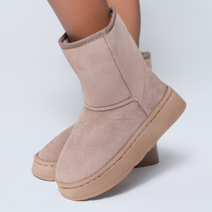 Ladies Slip On Tan Boots