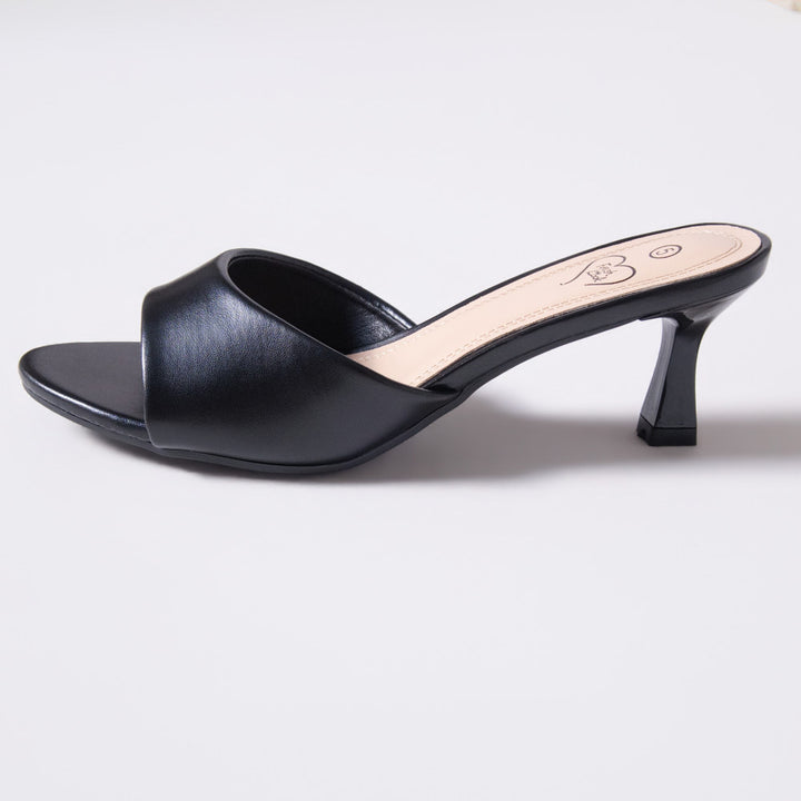 Ladies Black Kitten Heels