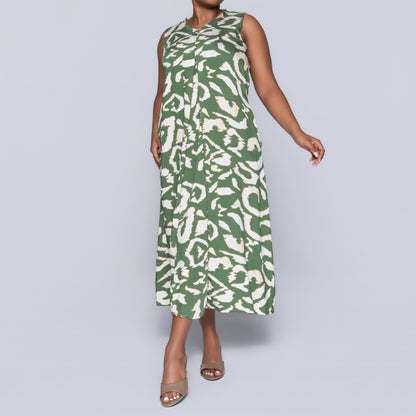 Plus Size Printed Airflow Dress