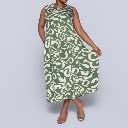 Plus Size Printed Airflow Dress