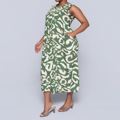 Plus Size Printed Airflow Dress