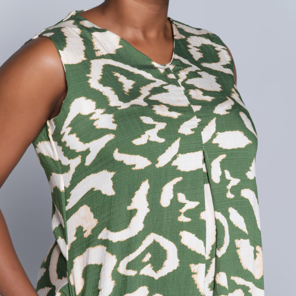 Plus Size Printed Airflow Dress