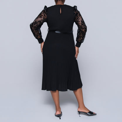 Plus Size Black Long Sleeve Pleated Dress