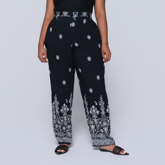 Plus Size Tie-Belt Printed Pants