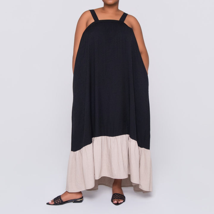 Plus Size Sleeveless Dress