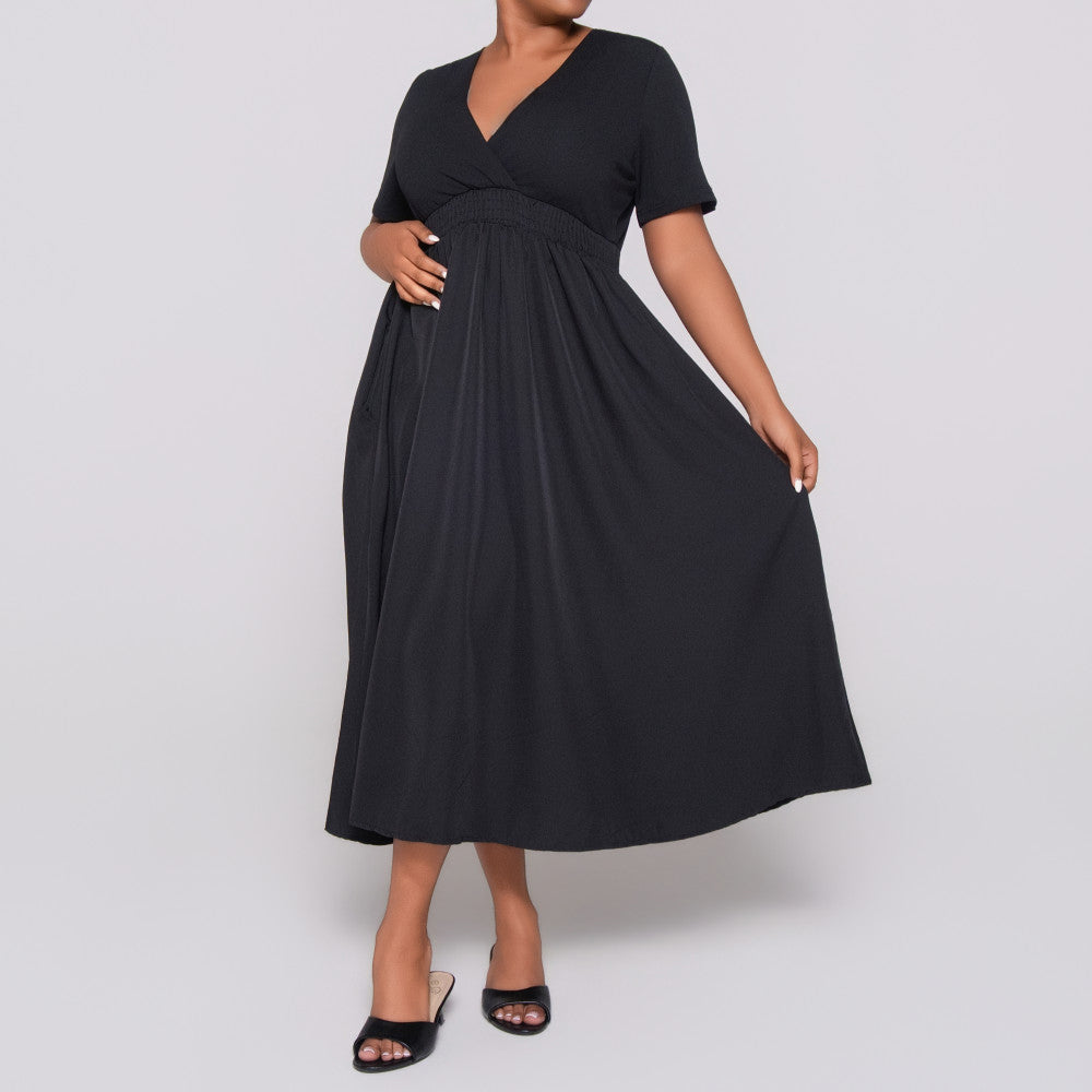 Plus Size Short Sleeve Black Dress