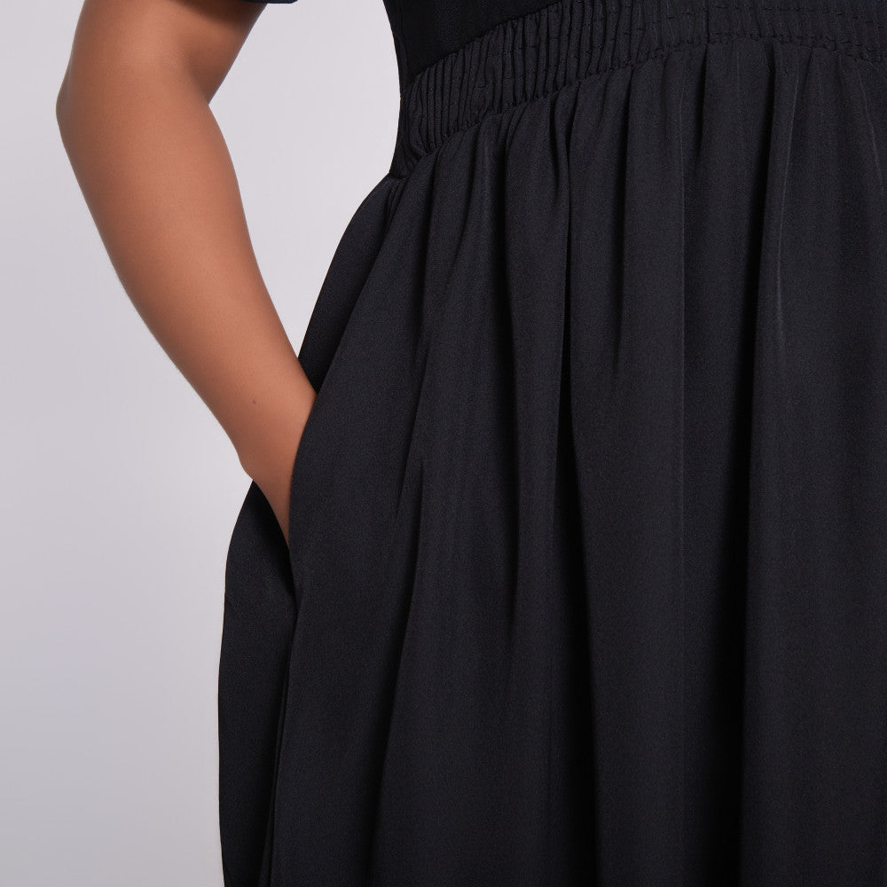 Plus Size Short Sleeve Black Dress