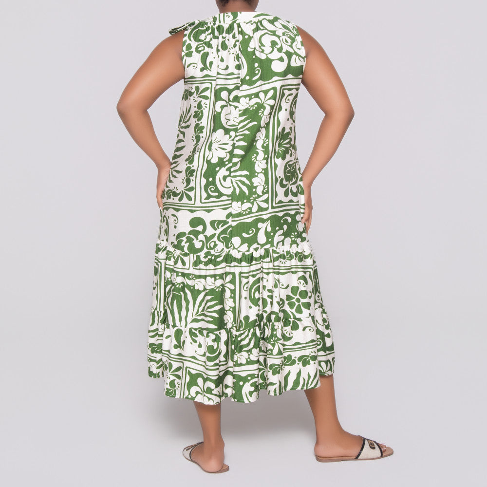 Plus Size Sleeveless Printed Dress