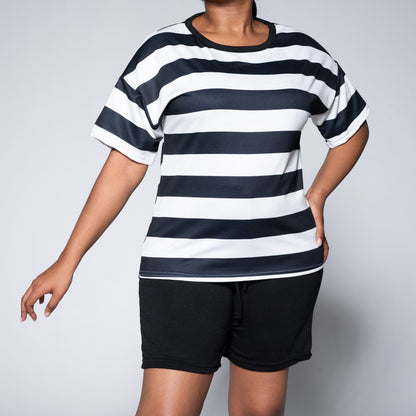 Blk/White Top And Shorts Set