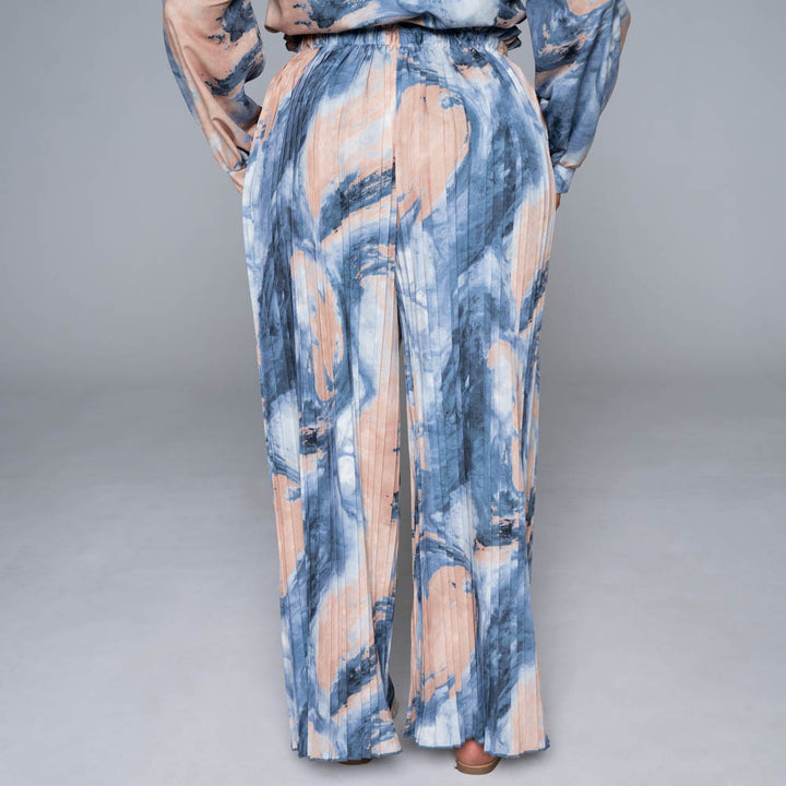Printed Pleated Pants