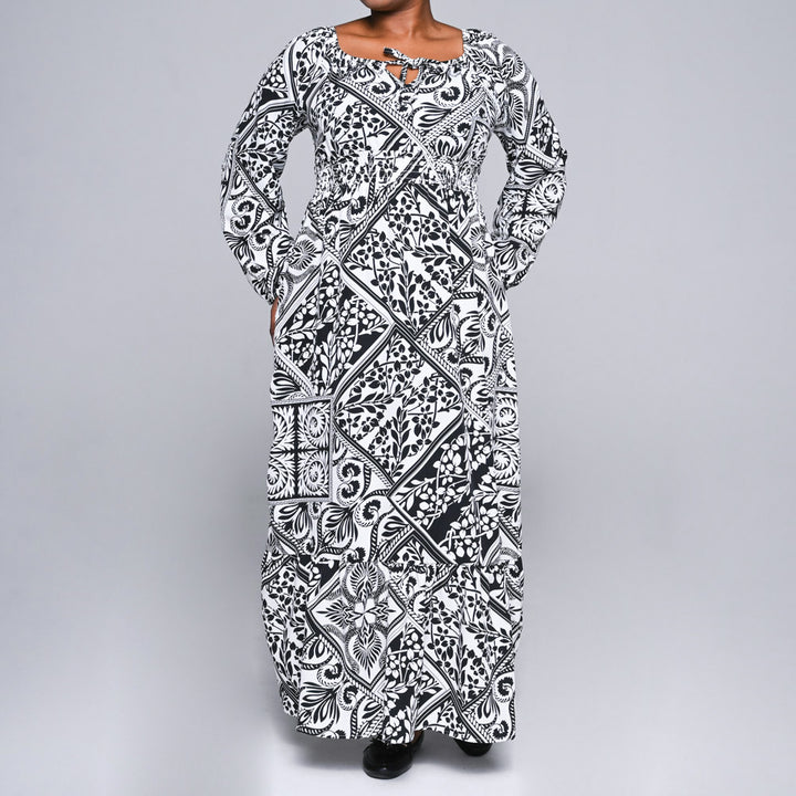 Blk/Ivory  Woven Tiered Dress