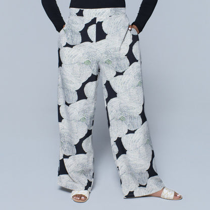 Ladies Printed Pocket Detail Pants
