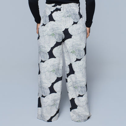 Ladies Printed Pocket Detail Pants