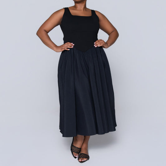 Black Sleeveless Dress