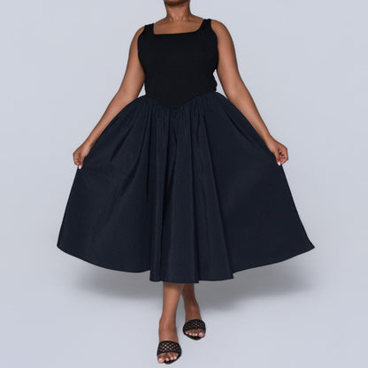Black Sleeveless Dress