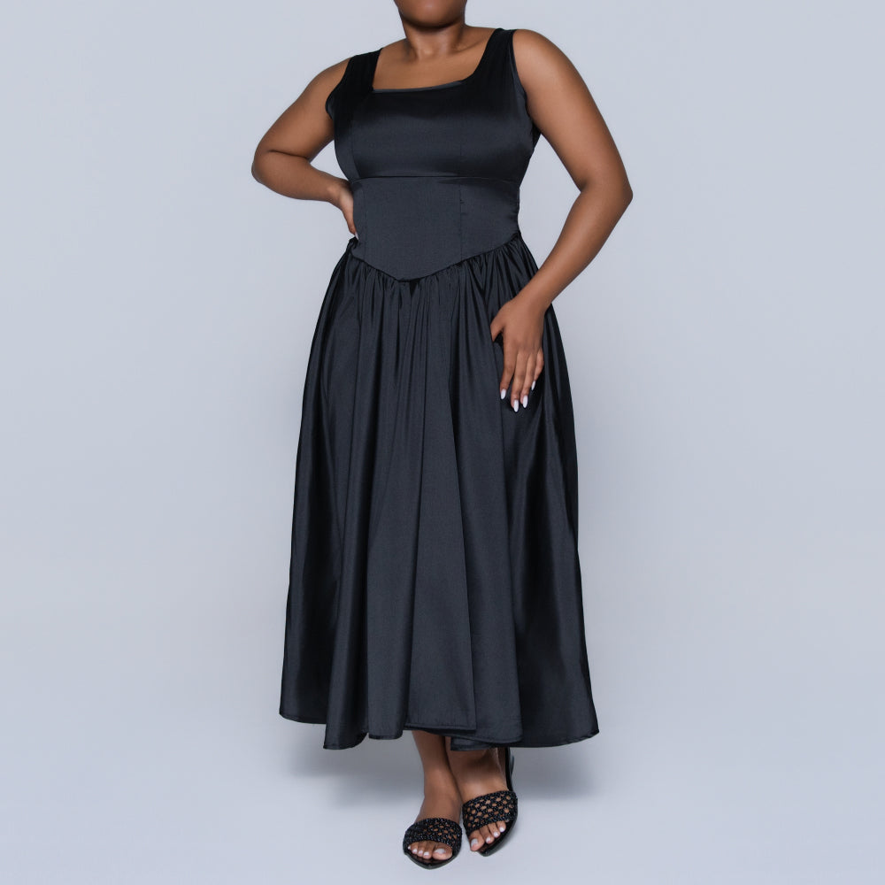 Black Sleeveless Dress