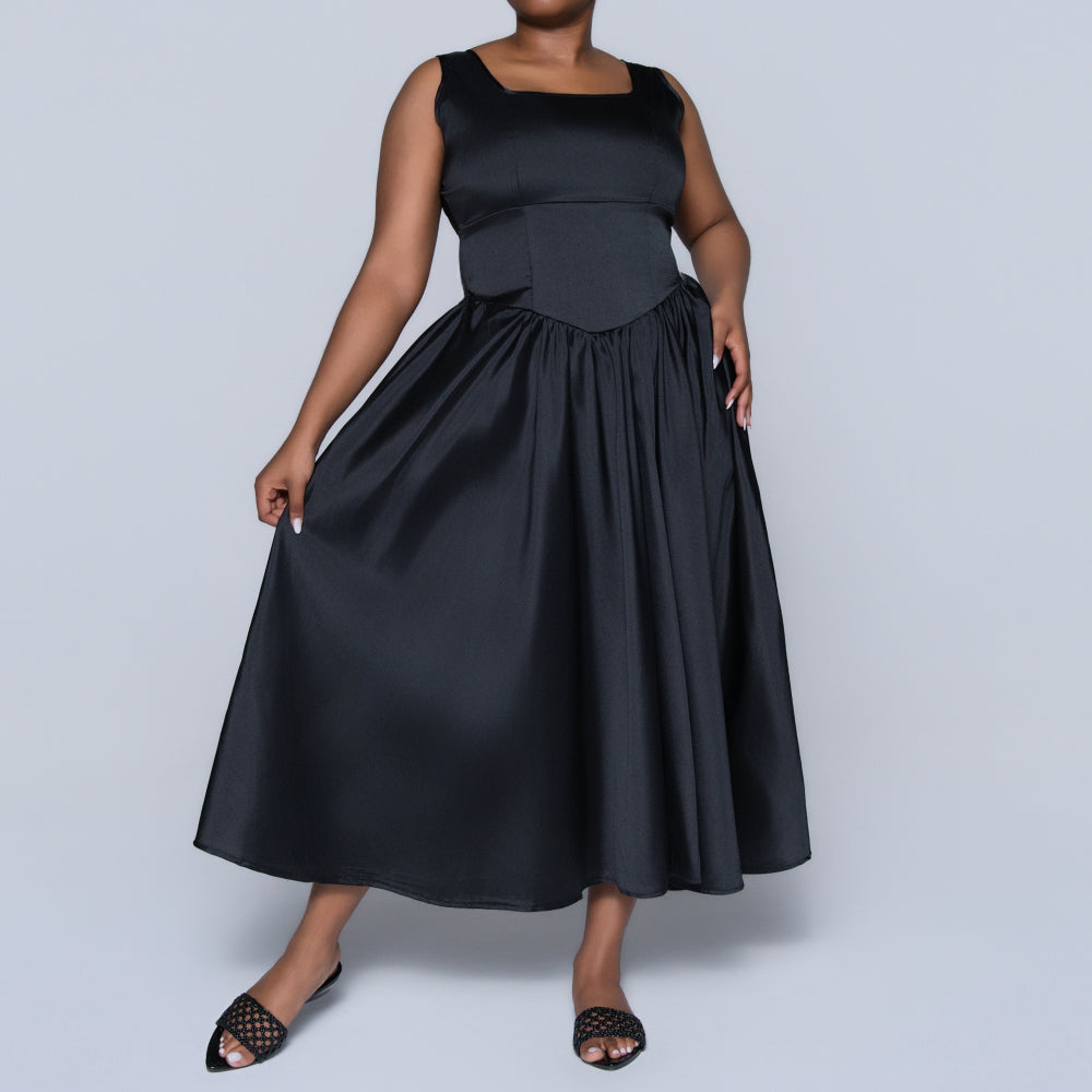 Black Sleeveless Dress