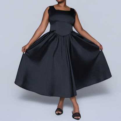 Black Sleeveless Dress