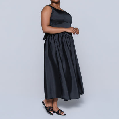 Black Sleeveless Dress