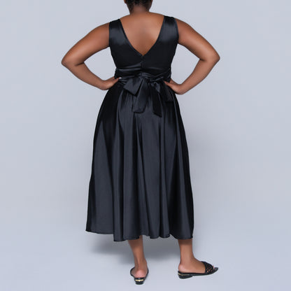 Black Sleeveless Dress