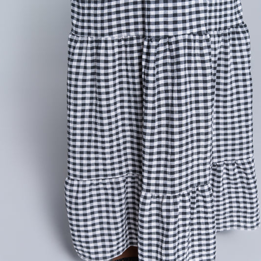 Blk/White Sleeveless Check Print Tiered Dress