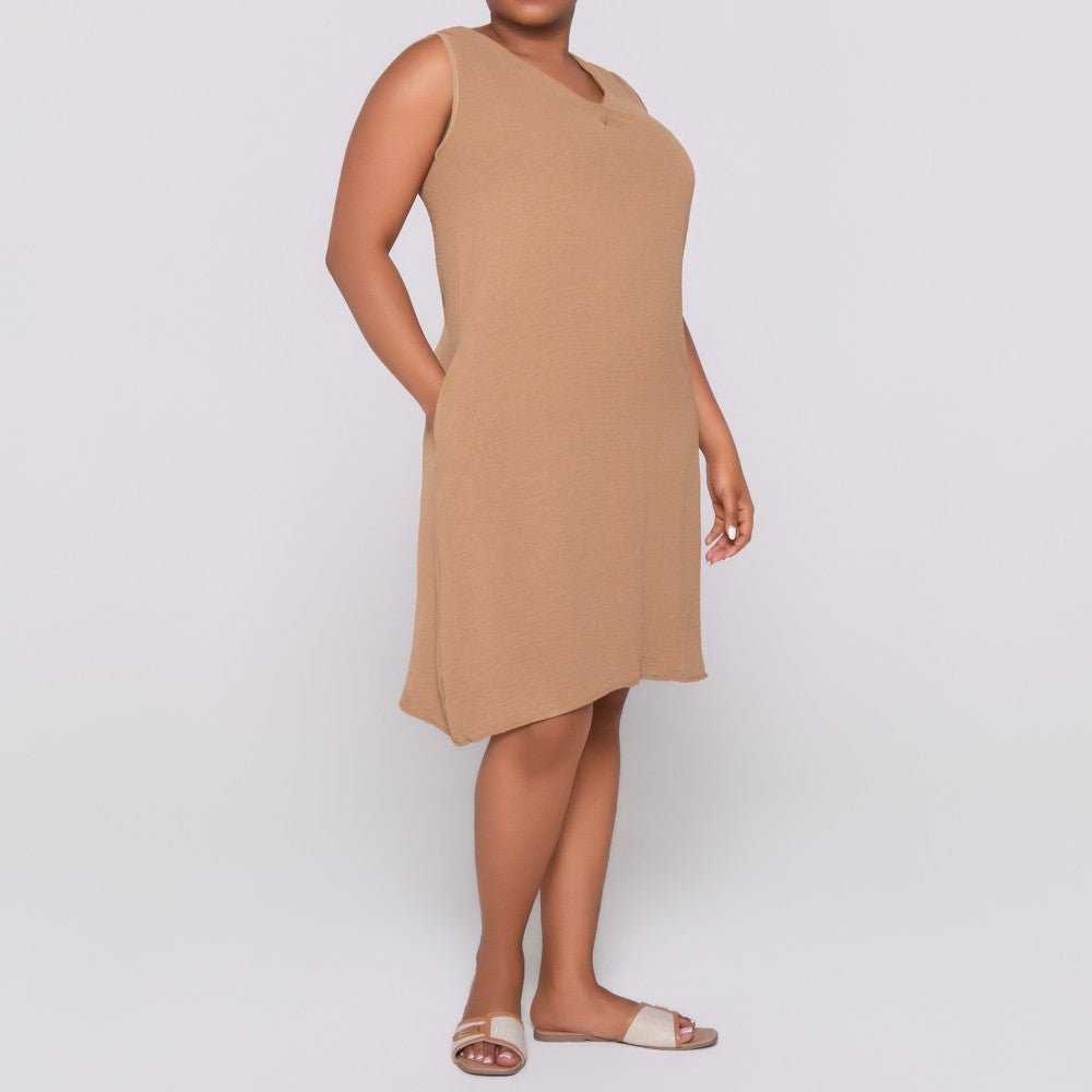 Sleeveless Airflow Tunic