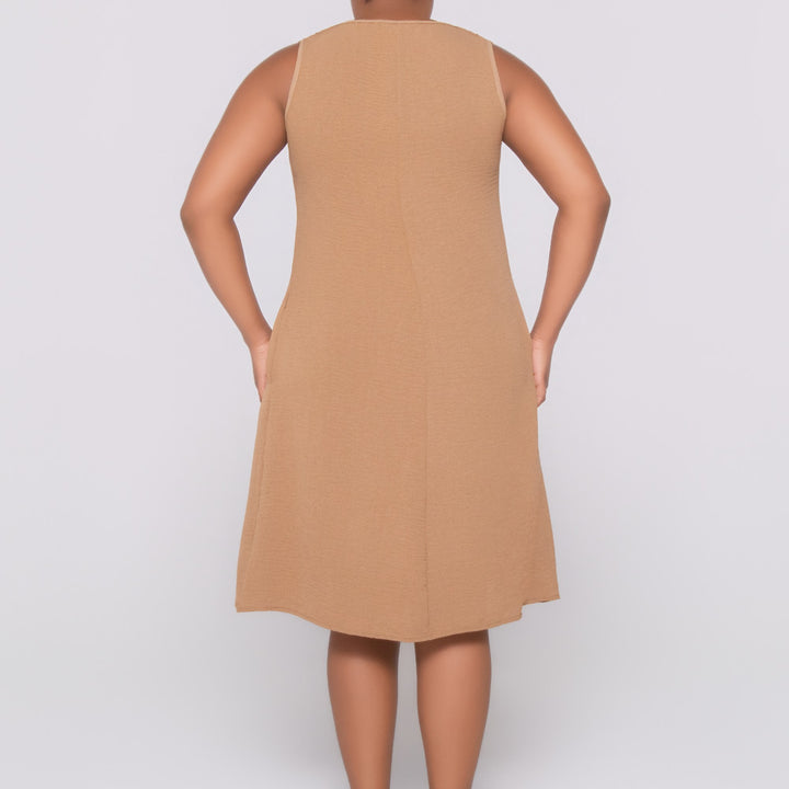 Sleeveless Airflow Tunic