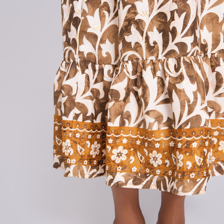 Ladies Sleeveless Brown Printed Dress
