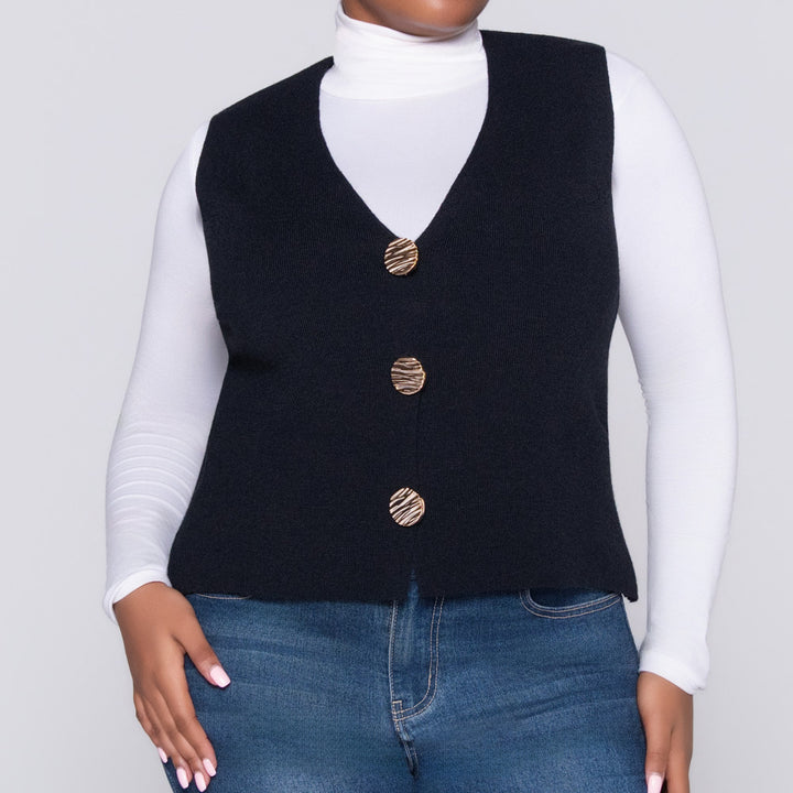 Black Sleeveless Knitted Top